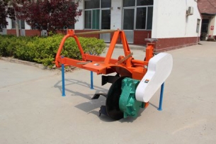 葡萄開(kāi)溝埋藤機(jī)